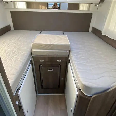 אכסניה Kamper Premium 4 Osoby Z Oddzielna Sypialnia Tessoro 468